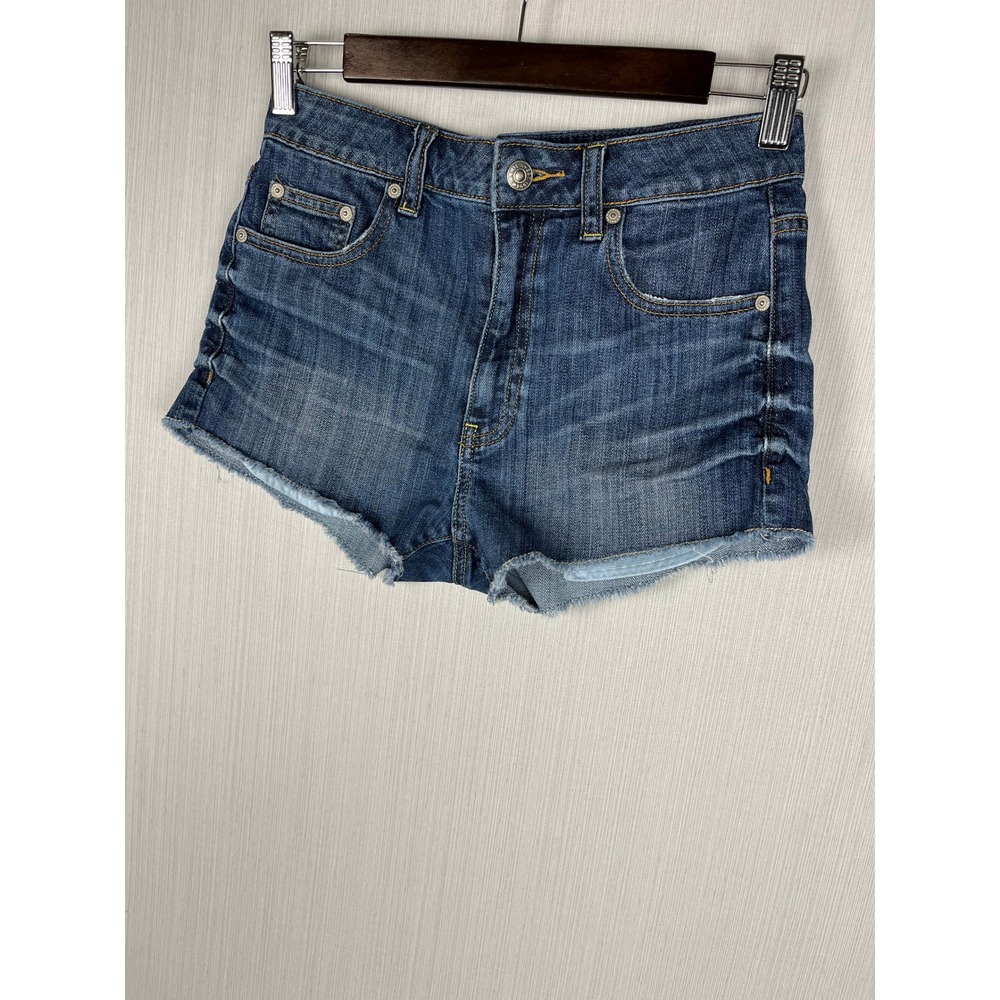 Talula Denim Shorts Women 26 Blue Cutoff‎ Raw Hem Whiskered Casual